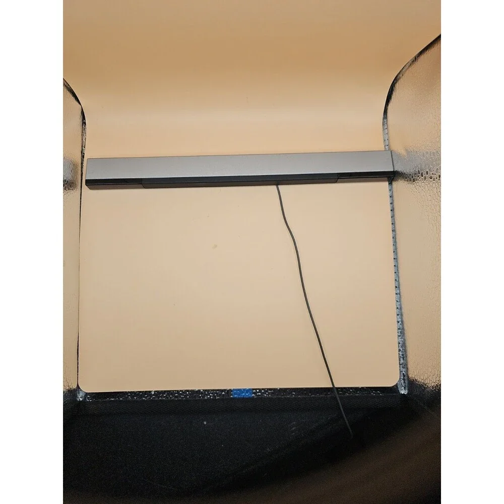 Nintendo RVL014 Original Wii Sensor Bar - Silver